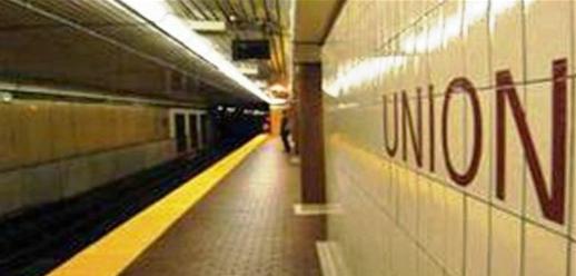 Union Station subway platform