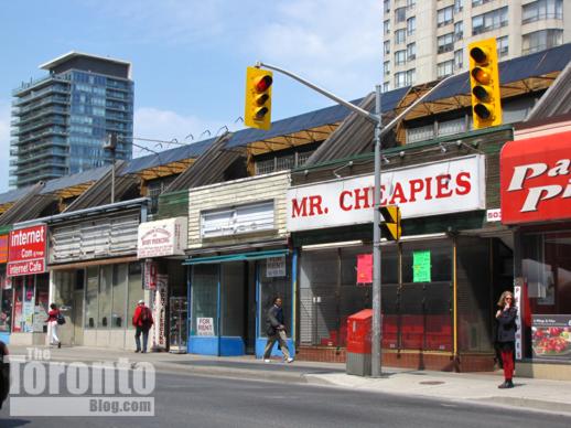 vacant retail shops at 501 Yonge Street 