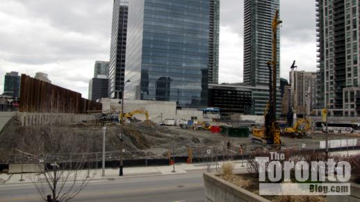 Southcore Financial Centre construction