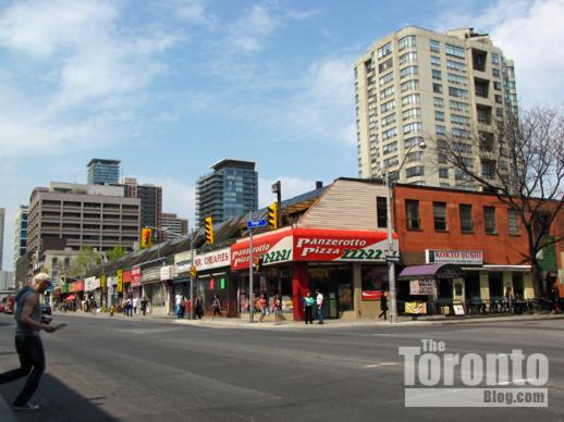 510 Yonge Street strip of retail shops and restaurants