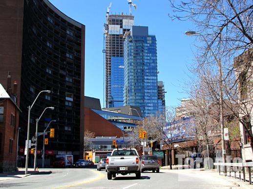 Four Seasons Hotel + Private Residences Toronto