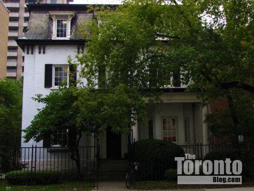 Odette House 81 Wellesley Street East Toronto