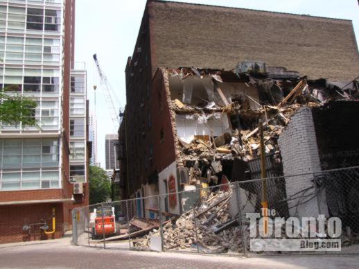 Demolition of 15-25 St Nicholas Street Toronto 