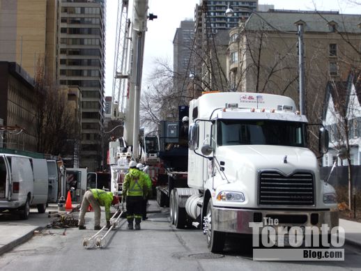 X2 Condos crane installation