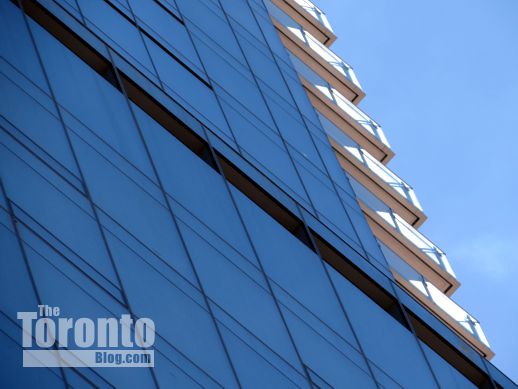Four Seasons Toronto Hotel + Residences 