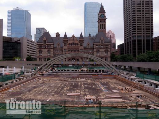 Nathan Phillips Square at Toronto City Hall 