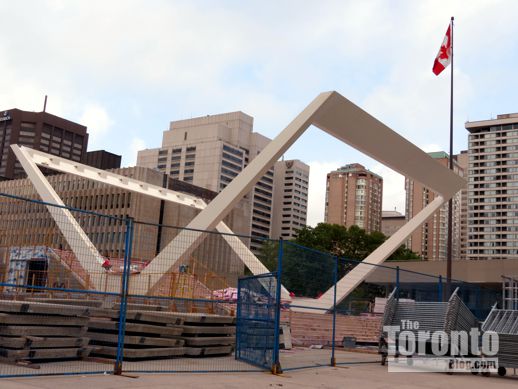 Nathan Phillips Square at Toronto City Hall 